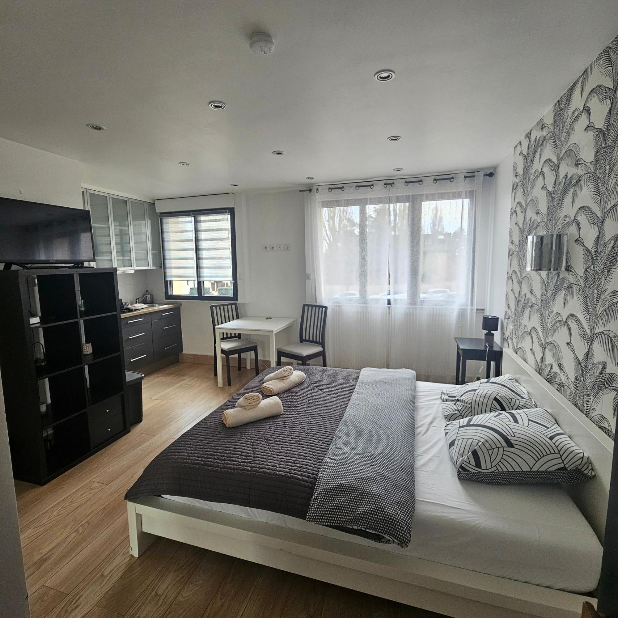 Residence Hotel Le Relais Amelie Clamart Buitenkant foto