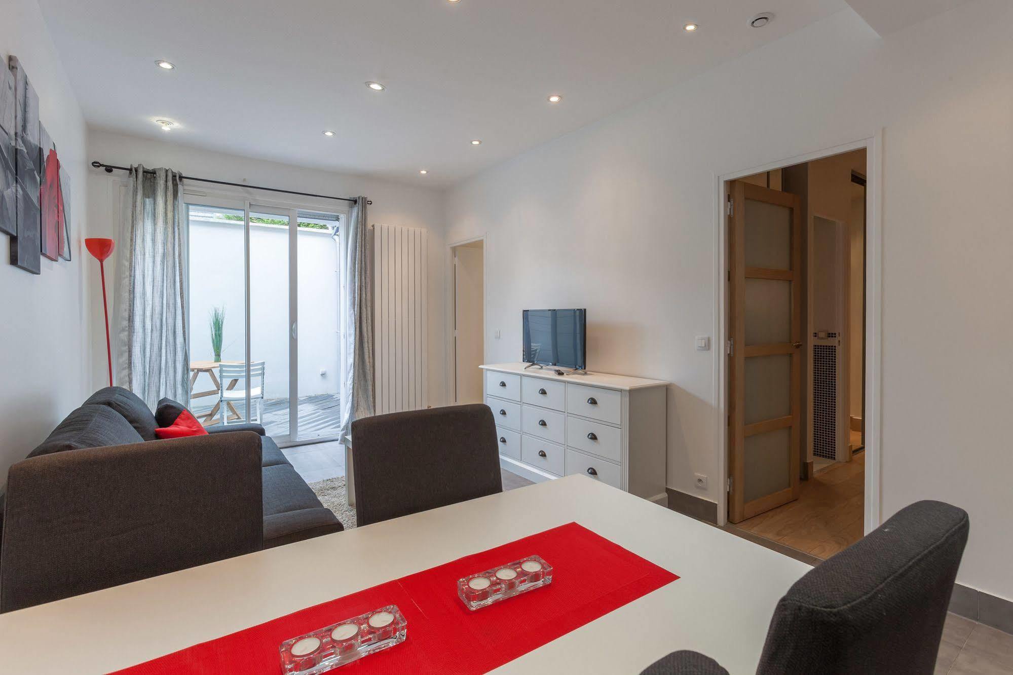 Residence Hotel Le Relais Amelie Clamart Buitenkant foto